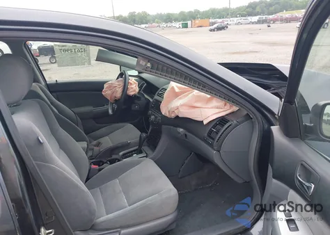 2003 Honda Accord 2.4 Ex из США, поврежденный, VIN 1HGCM56693A109101